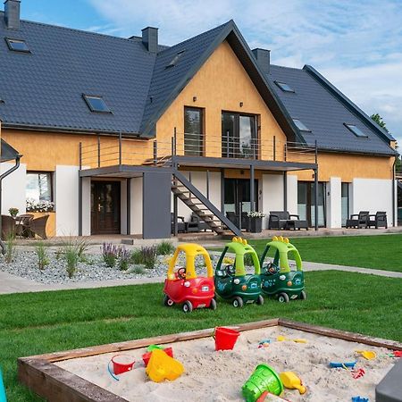 Roza Baltyku - Apartamenty I Pokoje A Дебки Екстериор снимка