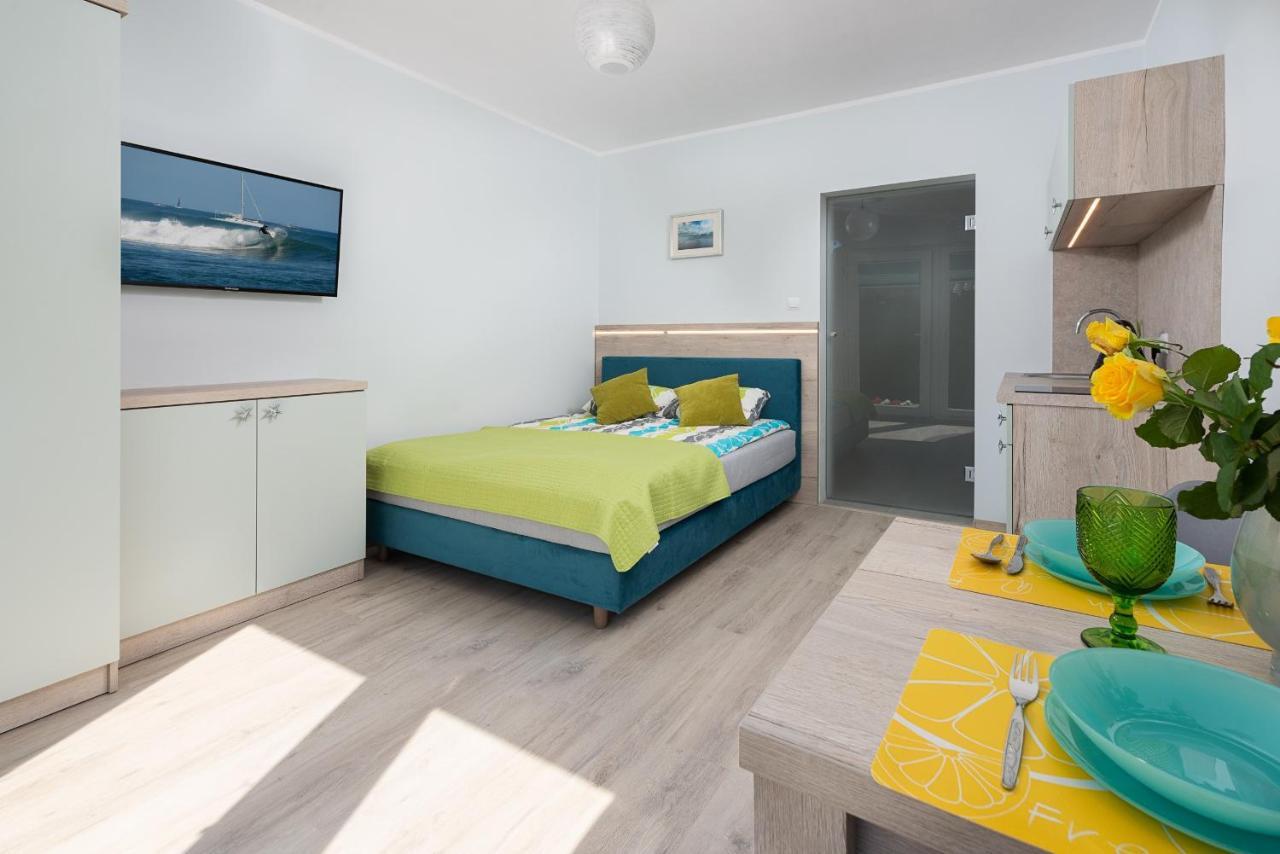 Roza Baltyku - Apartamenty I Pokoje A Дебки Екстериор снимка