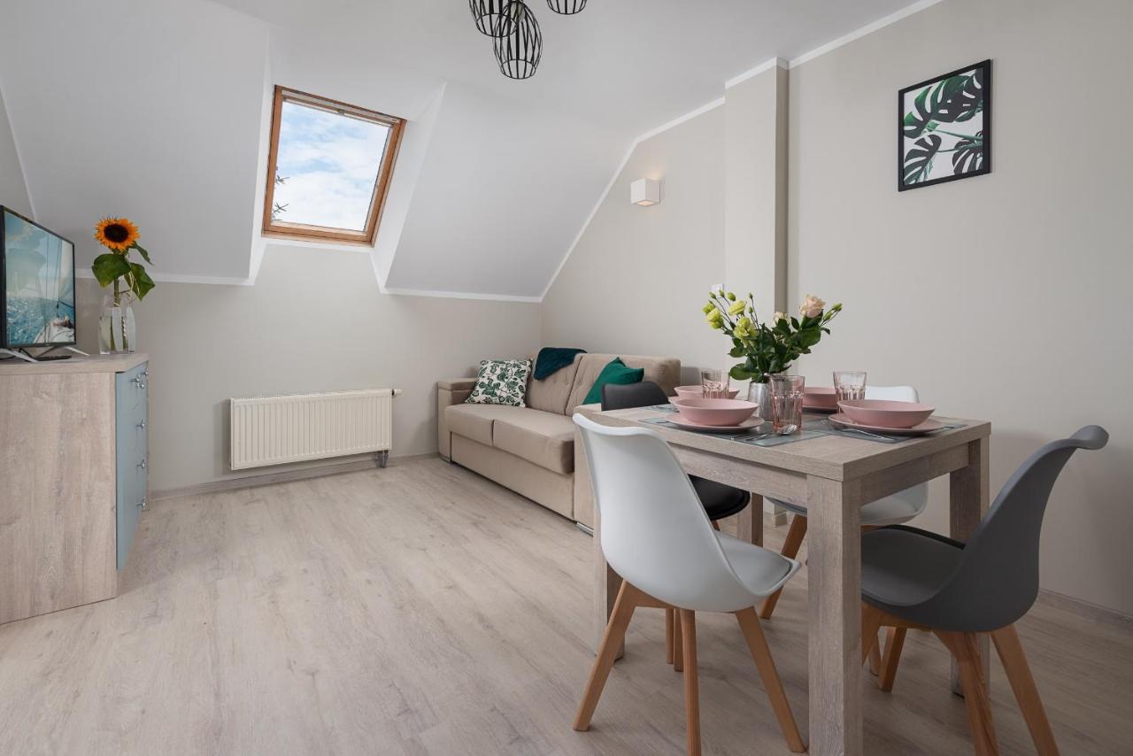 Roza Baltyku - Apartamenty I Pokoje A Дебки Екстериор снимка